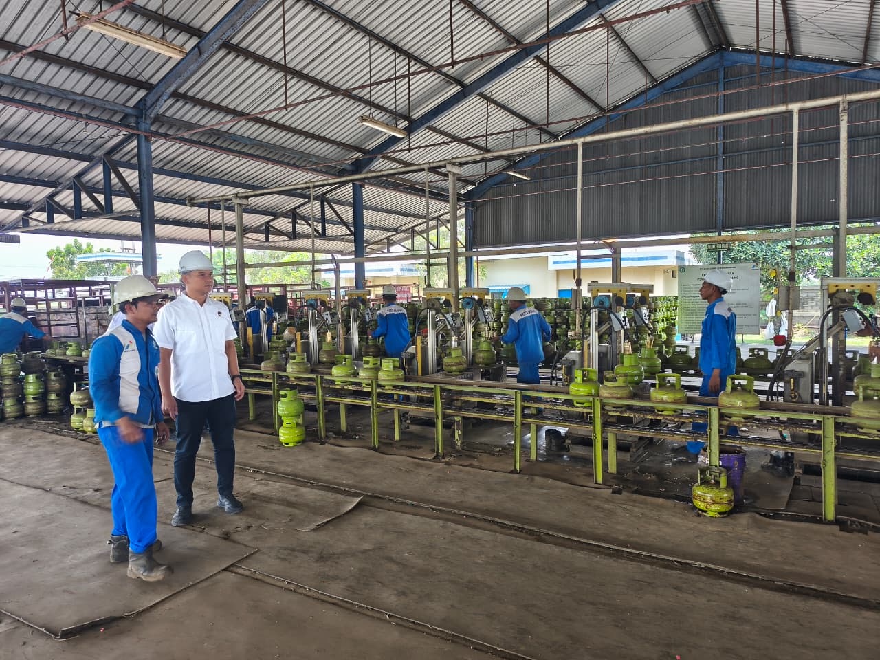 e770a8bf-d91c-49c6-9c46-74bde7ea0365